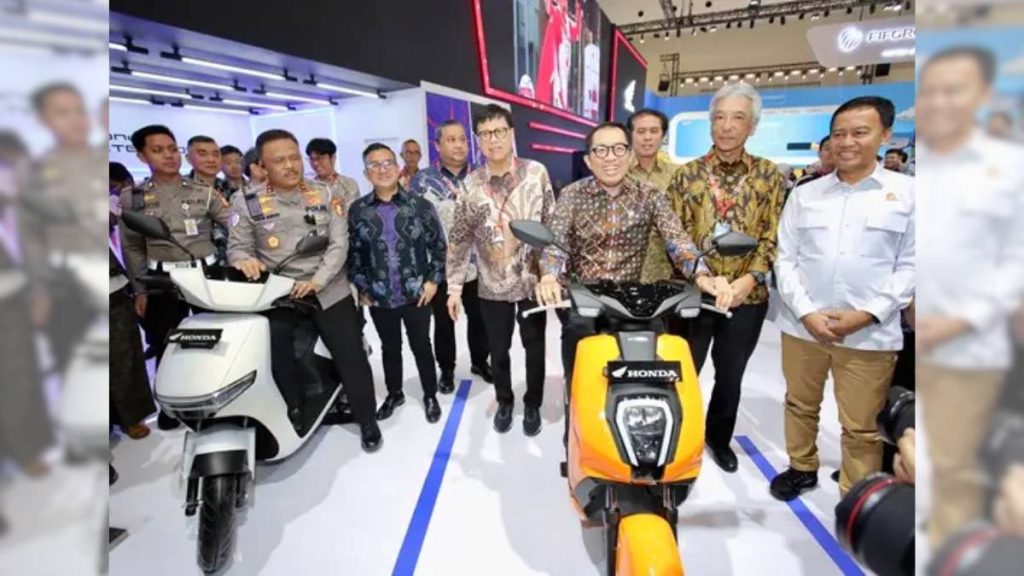 New Honda ADV160 imos 2025